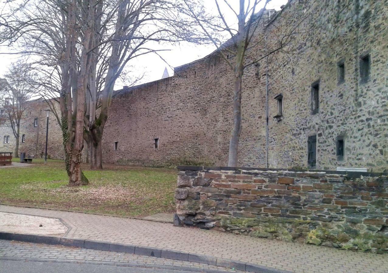 Ferienwohnung "An Der Stadtmauer" Andernach Exterior photo